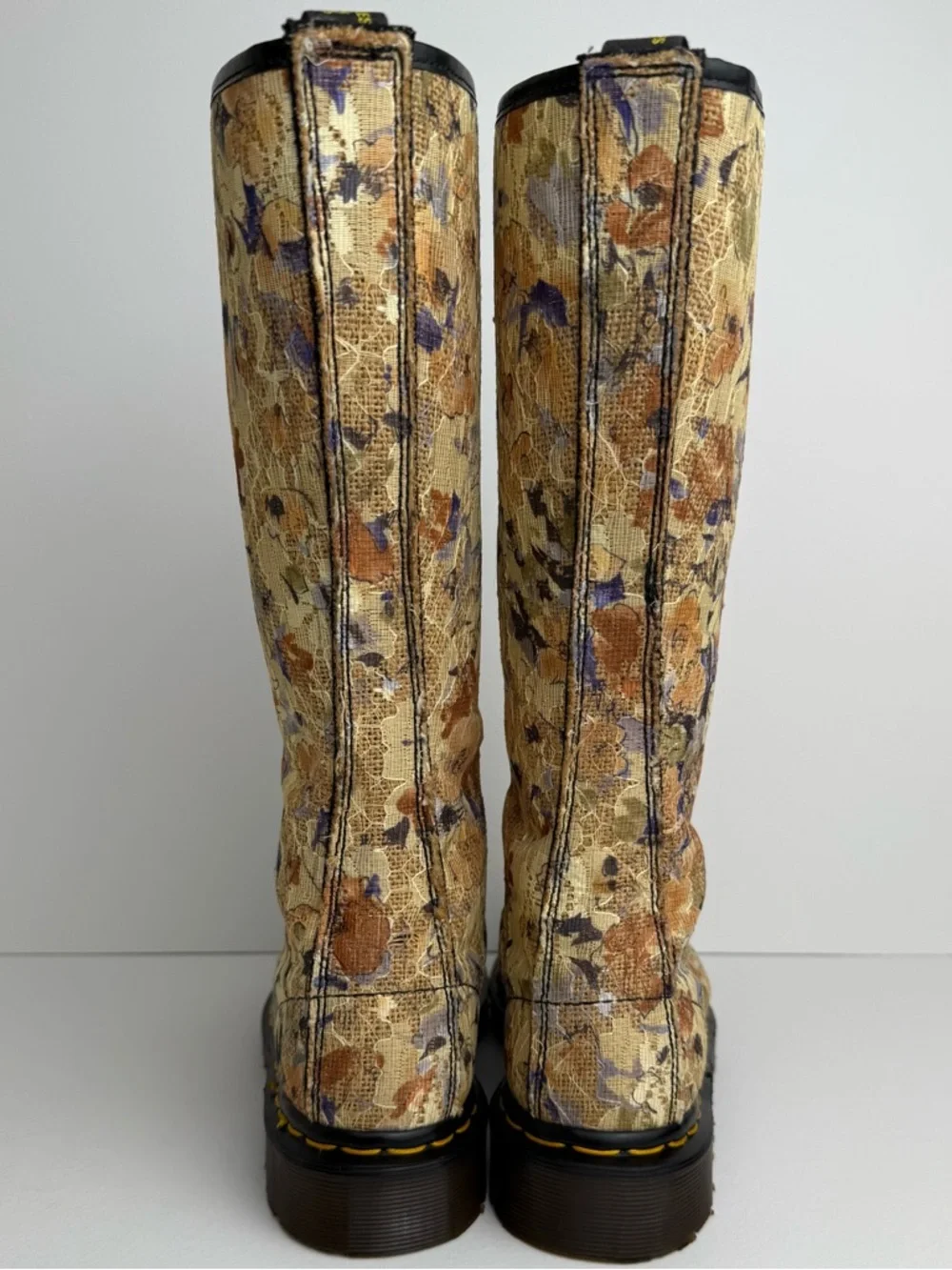Vintage Dr. Martens England Burlap Floral Lace Fabric Tall Boho MIE Boots UK 5 - Picture 11 of 16